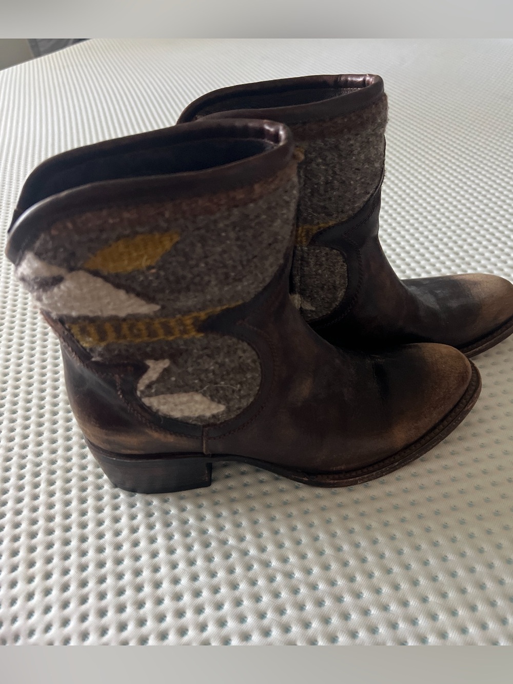 Freebird Aztec Cablo Ankle Boots size 7